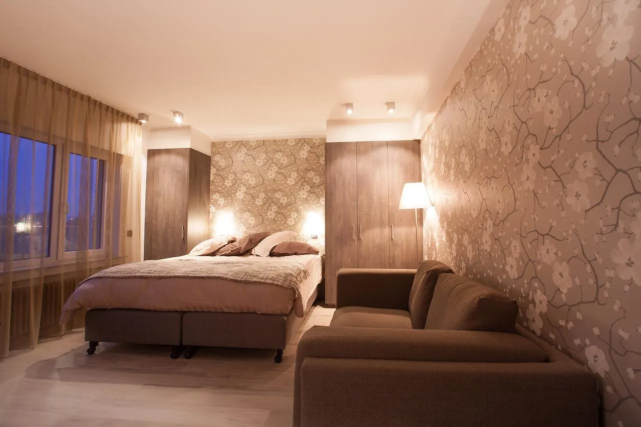 Bed and Breakfast Sable D'O -Vlak Aan De Zee- Mariakerke