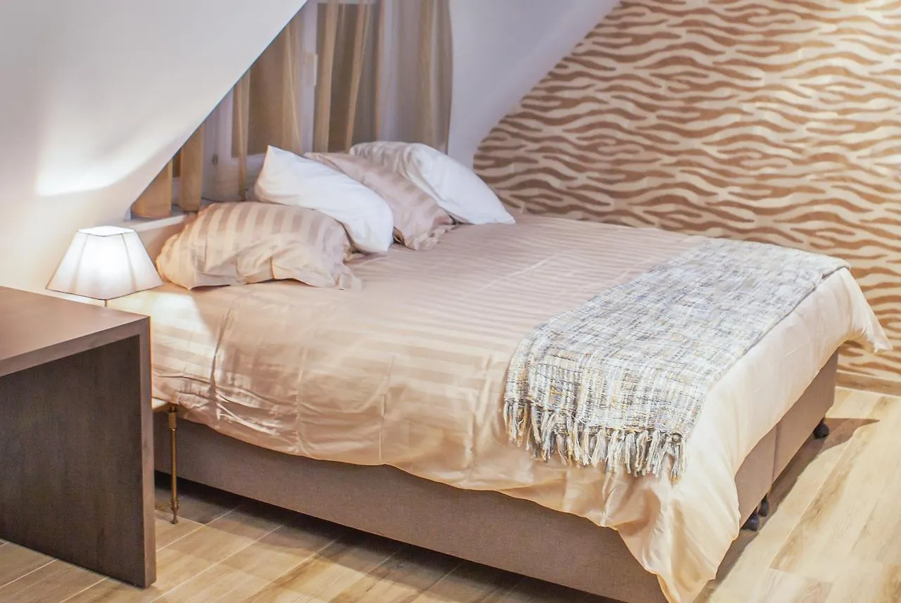 Sable D'O -Vlak Aan De Zee- Bed & Breakfast Mariakerke